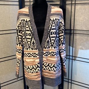 Lucky Brand cardigan size M w/ pockets! Winter fall colors!